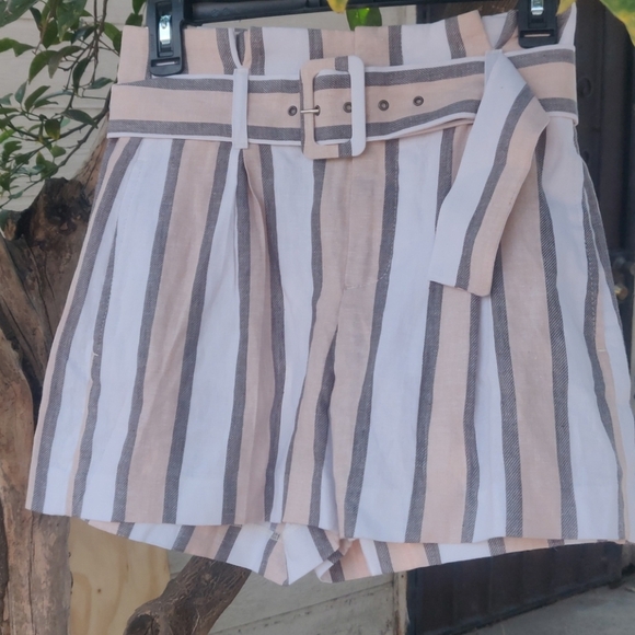 Banana republic Petite Linen-Blend Paperbag Waist NWT - Picture 3 of 9